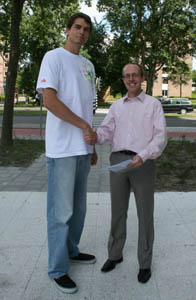 Bas Roozendaal Contract