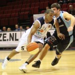 Torey Thomas in de aanval tegen Den Helder